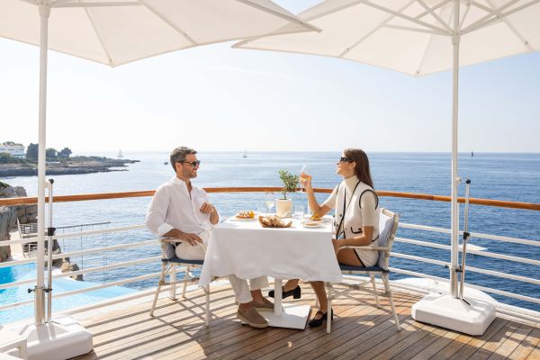 Déjeuner buffet avec accords mets & vins au Restaurant Eden-Roc