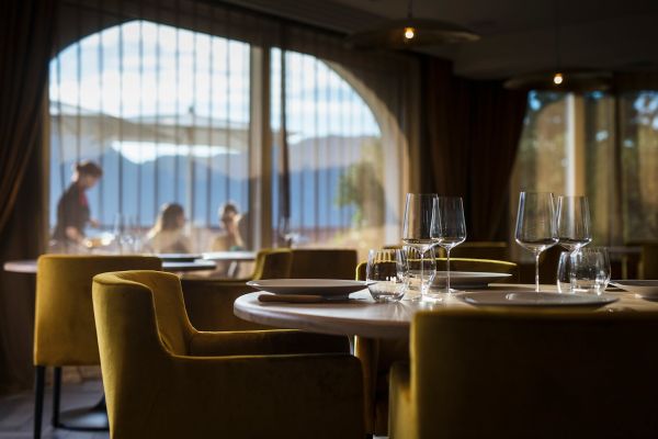 DEJEUNER  OU DINER GASTRONOMIQUE POUR DEUX PERSONNES